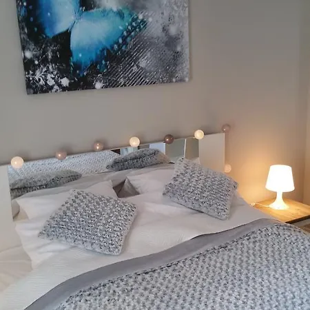 Lägenhet Apartament Nina *